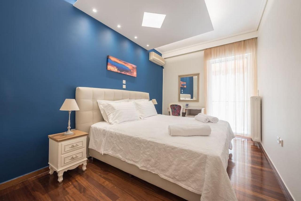 Central 3Br Apartment Next To Panormou Metro! Atenas Exterior foto